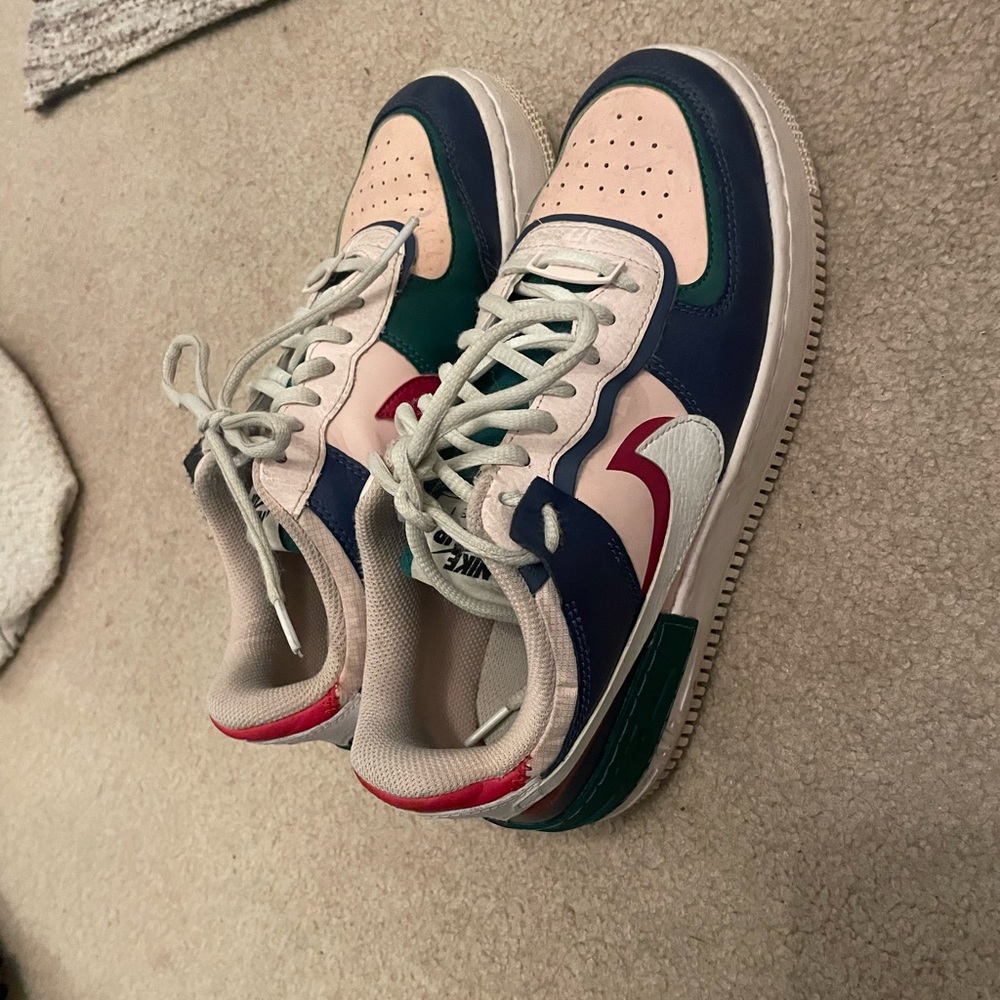 Nike womens size 8
